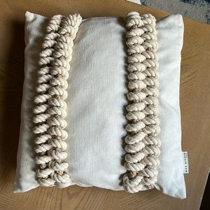 Pillow slip cover